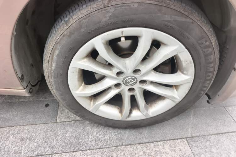 Used Brilliance H530 2011 1.6L Automatic Luxury Version
