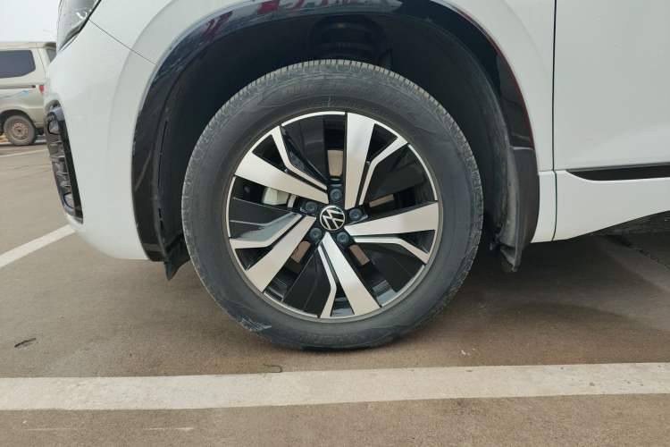 Used Volkswagen Tayron GTE Plug-in Hybrid 2022 1.4T Luxury Edition Left Front Wheel Hub