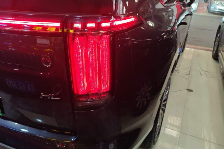 Used Hyptec HL 2025 700 Ultra Six-Seater All-Wheel-Drive LiDAR Version