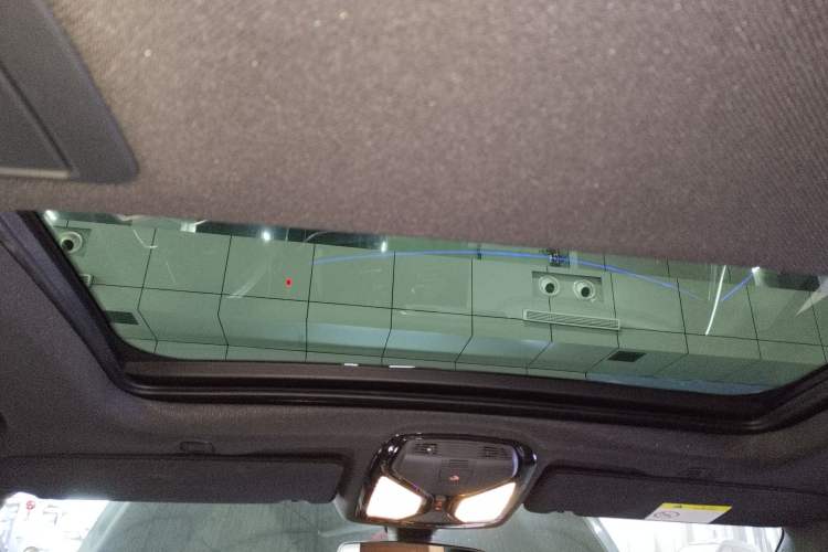 Used BMW 5 Series 2018 Restyled 530Li Luxury Edition M Sport Package