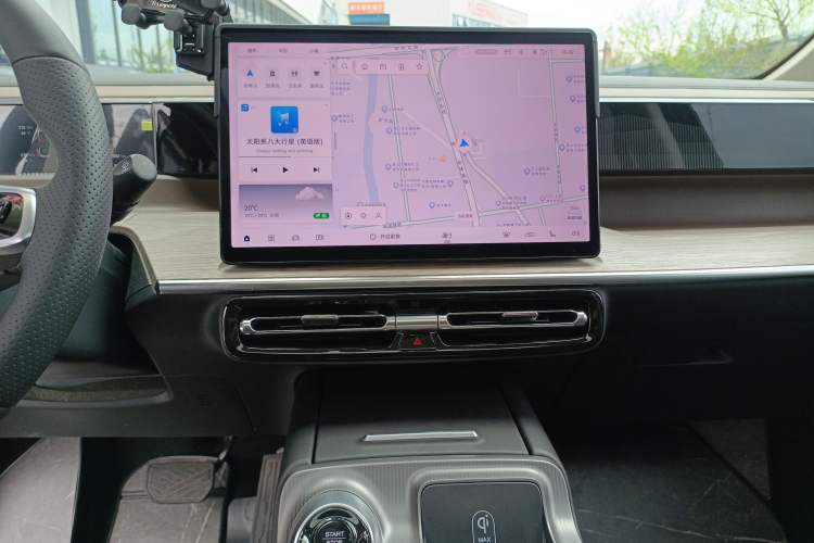 Used GAC Trumpchi E8 2024 Honor Series 2.0L Honor Edition Audio And AC Panel