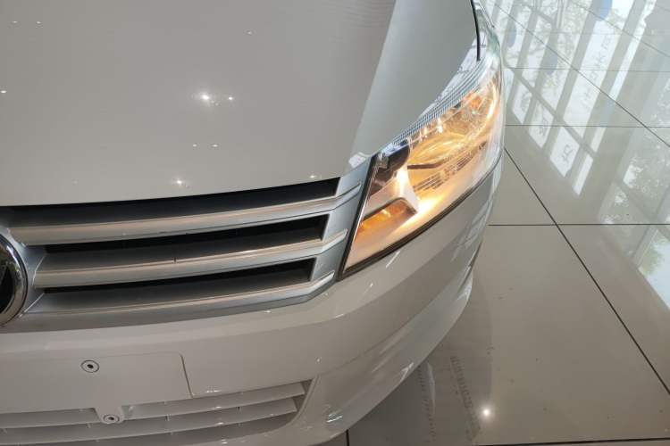 Used Volkswagen Santana 2015 1.6L Automatic Fashion Edition Left Front Headlight