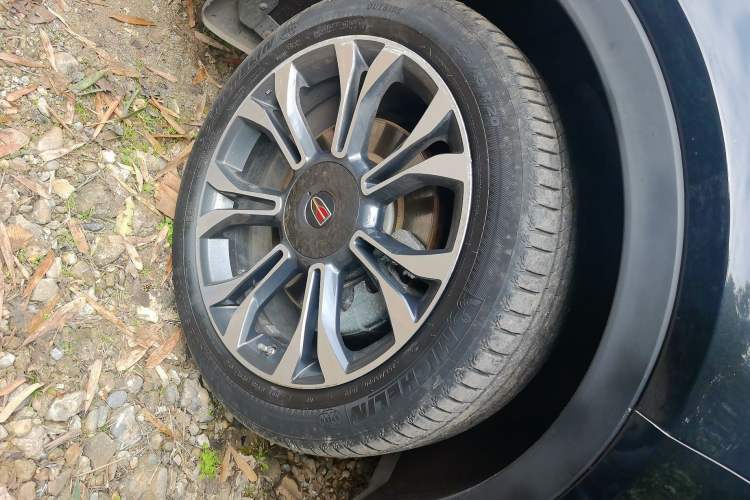 Used Hongqi HS5 2019 2.0T Smart Connect Flagship All-Wheel-Drive Version
