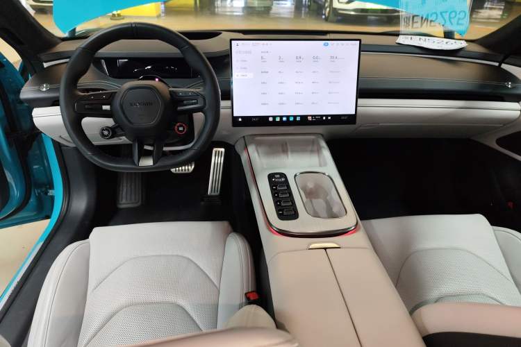 Used Xiaomi Auto SU7 2024 Four-Wheel Drive Ultra-Long Range Advanced Intelligent Driving Max Edition