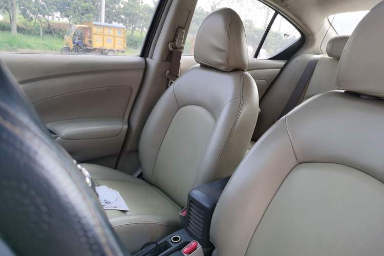 Used Nissan Sunny 2011 1.5XL CVT Luxury Edition Left Front Seat