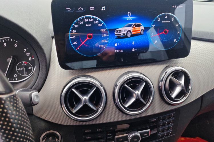 Used Mercedes-Benz B-Class 2012 B 200 Audio And AC Panel