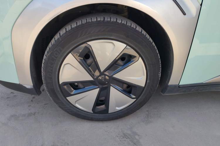 Used AION Y 2023 Younger
