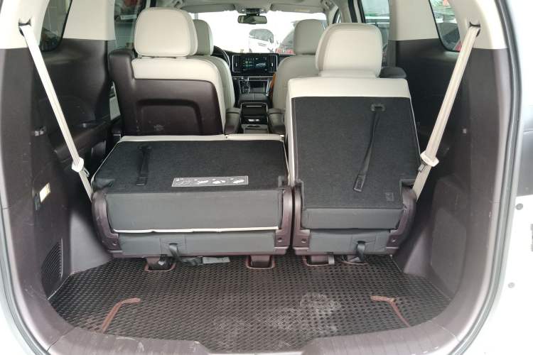 Used GAC Trumpchi M8 2021 Lingxiu Series 390T Ultimate Edition Trunk