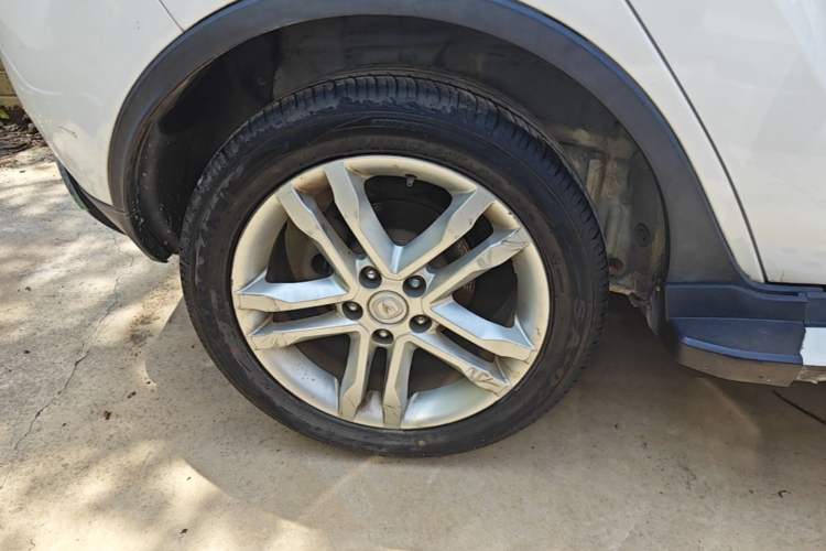 Used CHANGAN CS35 2016 1.6L Manual Luxury Model China V Standard
