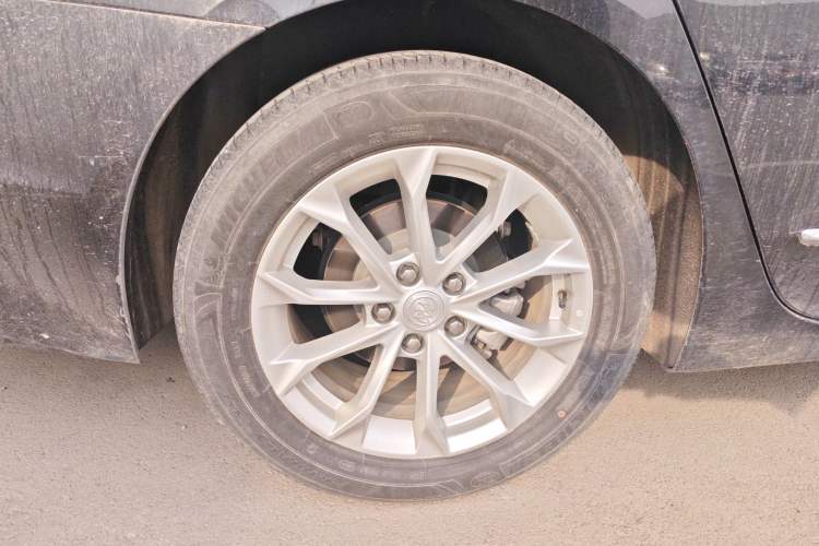 Used Buick LaCrosse 2021 552T Luxury Version
