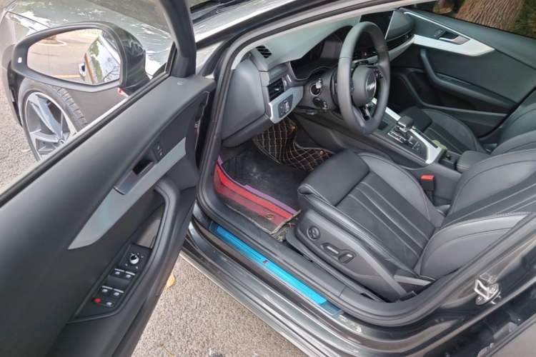 Used Audi A4L 2022 40 TFSI Fashion Dynamic Model Driver Seat