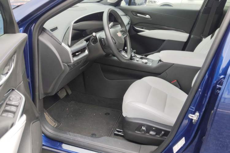Used Cadillac XT4 2024 28T Two-Wheel-Drive Prestige Version Driver Seat
