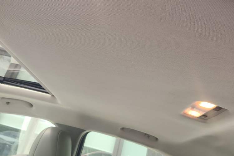 Used Chevrolet Malibu 2014 2.0L Automatic Luxury Edition Headliner