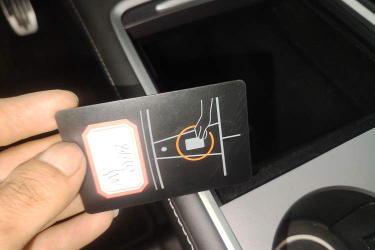 Used Tesla Model Y 2022 Rear-Wheel-Drive Version Vehicle Key