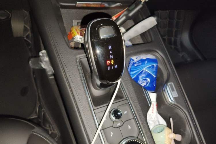 Used Cadillac XT4 2020 28T Two-Wheel-Drive Leading Version