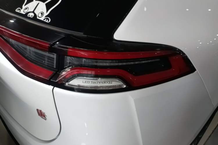 Used BYD Tang 2019 2.0T Automatic SmartConnect Luxury 7-Seater China VI Standard