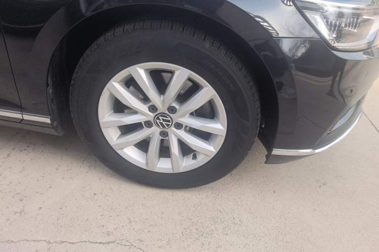 Used Volkswagen Magotan 2020 280TSI DSG Comfort Edition Exterior 7