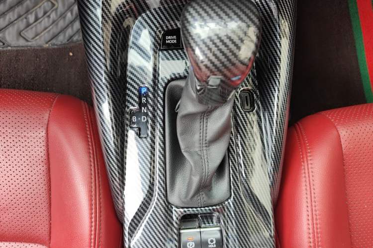 Used Toyota Levin 2022 Dual-Motor 1.8H E-CVT Progressive Edition Gear Lever