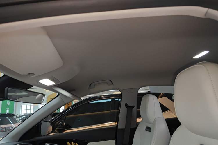 Used Geely Galaxy Geome 2025 UP 410km Exploration+ Edition
