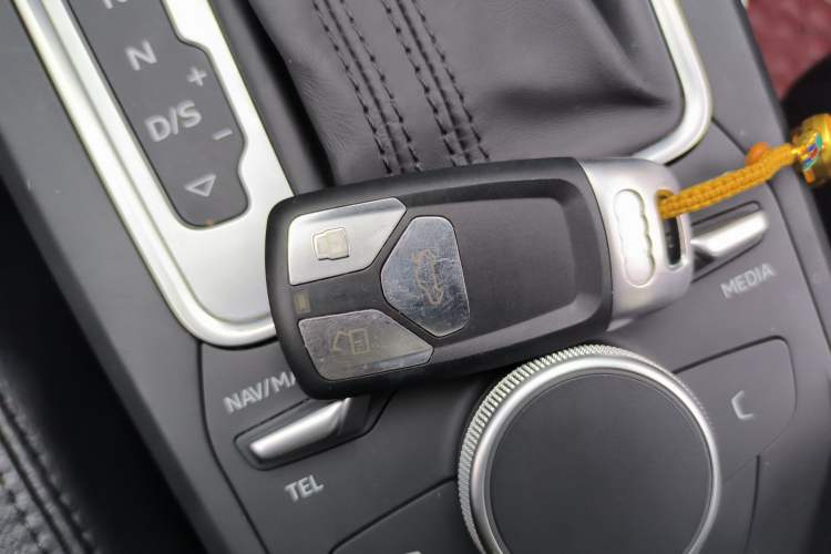 Used Audi Q2L 2021 35 TFSI Progressive Dynamic Edition
