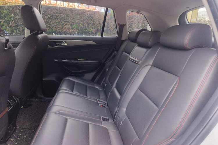 Used CHANGAN CS75 2017 Shangku Edition 1.5T Manual ZhiXiang Model Left Rear Seat