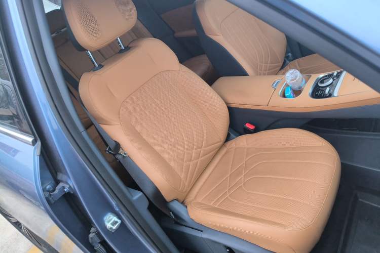 Used Geely Galaxy Galaxy Xingjian 7 EM-i 2025 120km Flagship Edition