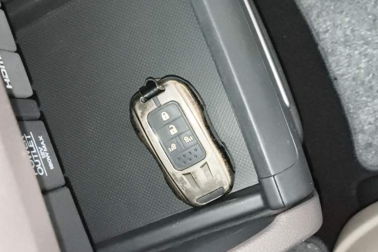 Used Honda Odyssey 2017 2.4L Luxury Edition Interior 1