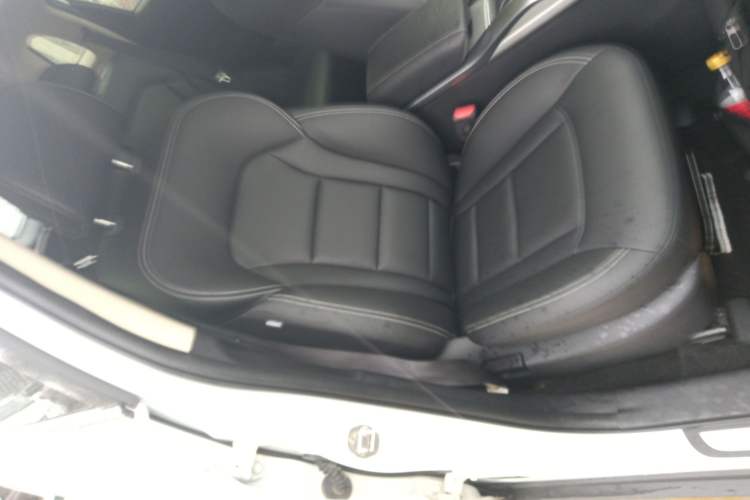 Used Geely Auto Emgrand X7 Sport 2016 1.8TD Automatic ZhiShang Model