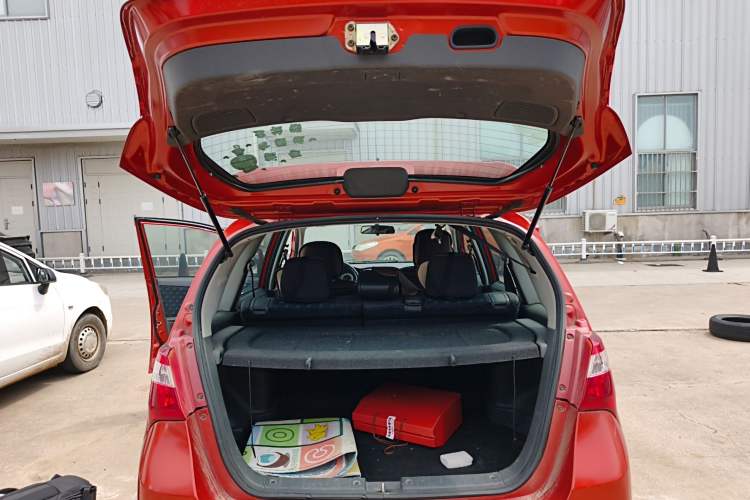 Used Suzuki Liana A6 2014 Hatchback 1.4L Manual Enjoyment Model Trunk