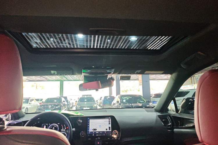 Used Lexus NX 2022 350h Front-Wheel-Drive Innovation Edition
