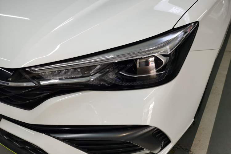 Used Roewe i5 2021 1.5L CVT Platinum Edition