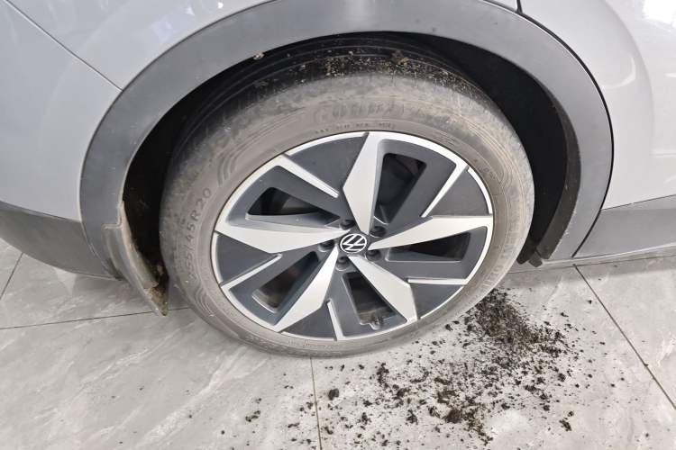 Used Volkswagen ID.4 CROZZ 2021 Long-Range PRO Two-Wheel Drive Version