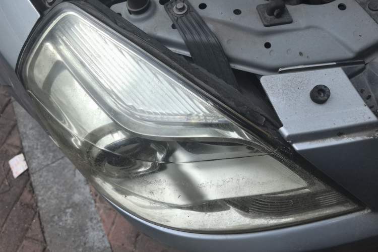 Used Buick Excelle 2013 1.5L Automatic Classic Model
