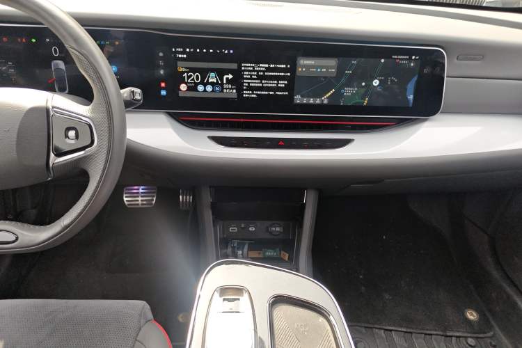 Used ARCFOX Alpha S 2022 HI Version Advanced Edition Audio And AC Panel