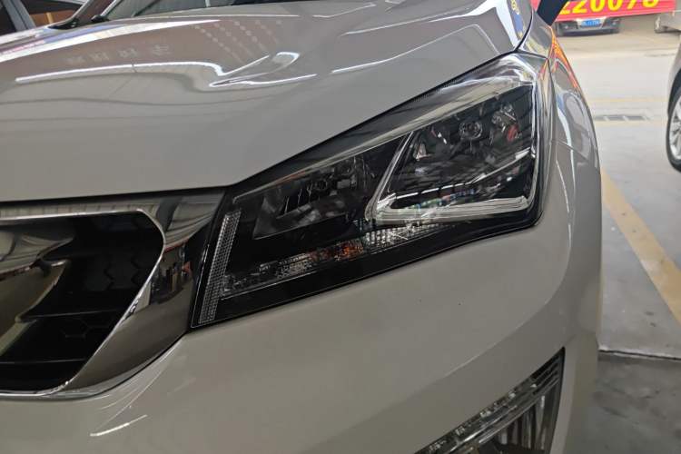 Used CHANGAN CS15 2016 1.5L Manual Luxury Edition
