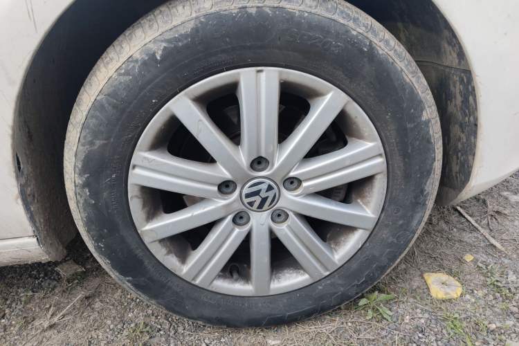 Used Volkswagen Golf 2012 1.6L Automatic Fashion Model