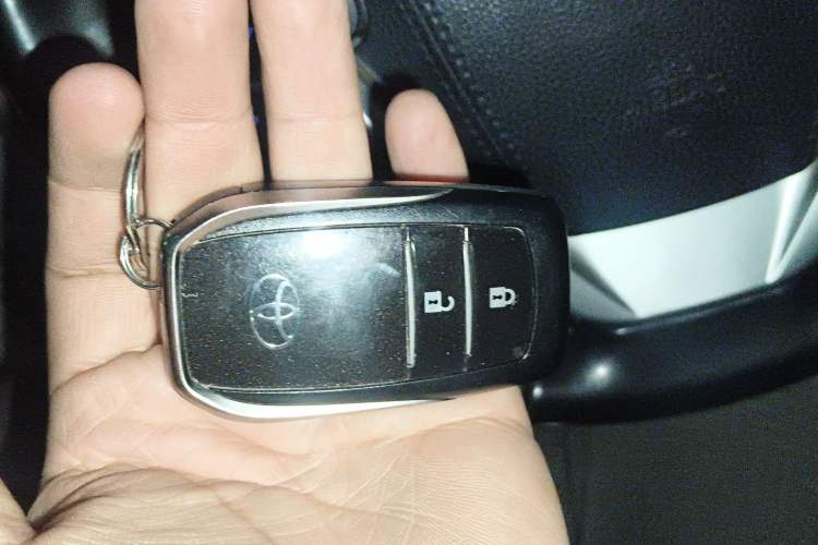 Used Toyota Highlander 2015 2.0T Four-Wheel Drive Luxury Edition 7-Seater
