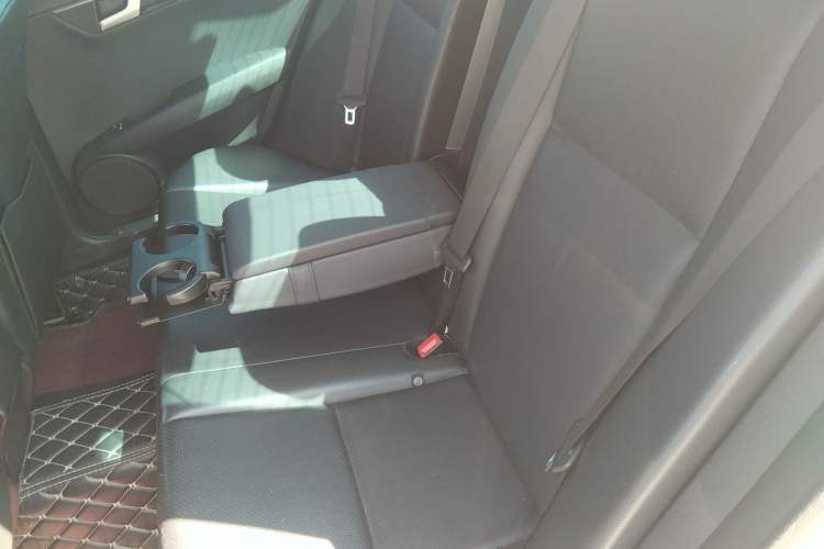 Used Mercedes-Benz C-Class 2013 C 180 Classic Grand Edition
