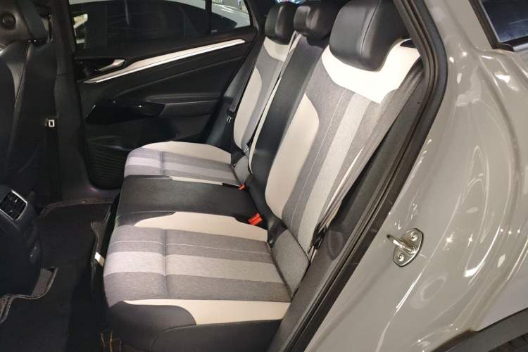 Used Volkswagen ID.4 CROZZ 2022 Standard Range PURE Edition
