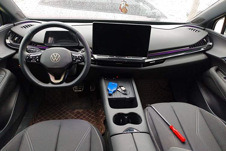 Used Volkswagen ID.UNYX 2024 Revised Pro Long-Range Version Center Console