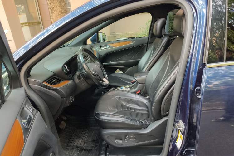 Used Lincoln MKC 2014 2.0T Two-Wheel-Drive Luxury Edition