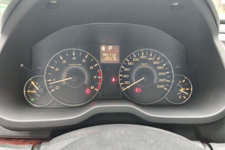 Used Subaru Outback 2010 2.5i Luxury Edition Instrument Cluster