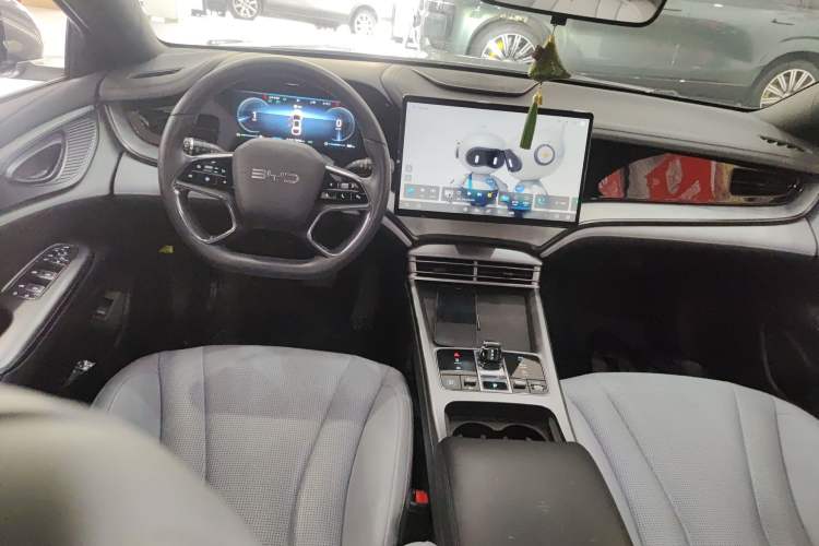 Used BYD Seal 2023 DM-i 1.5L 121km Luxury Model
