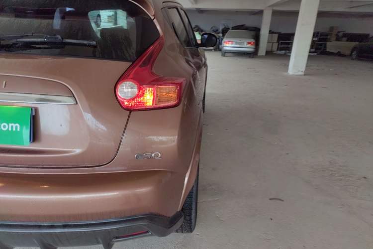 Used Infiniti ESQ 2014 1.6L Spontaneous Edition
