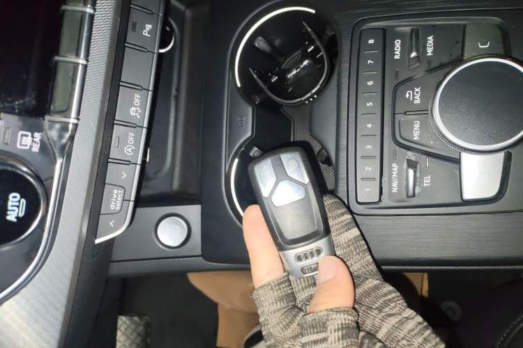 Used Audi A4 2020 Avant Avant-garde 40 TFSI Fashionable and Dynamic Model
