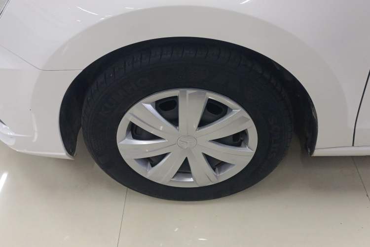 Used Volkswagen Jetta 2017 1.4L Manual Fashion Edition