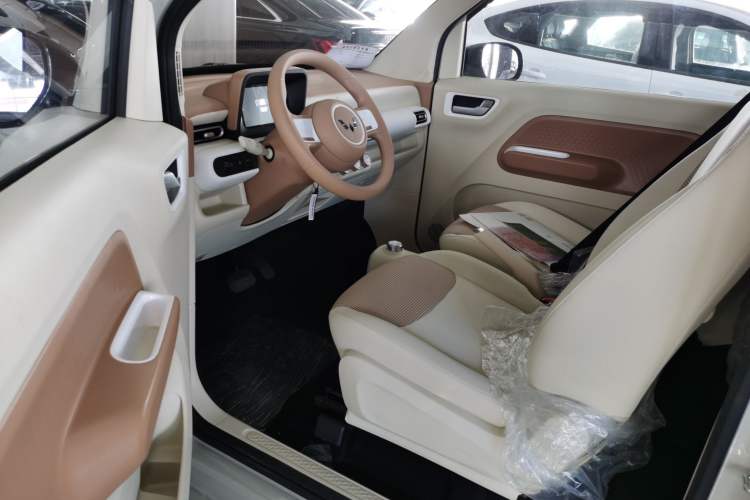 Used Wuling Hongguang MINIEV 2024 3rd Generation 215km Youth Edition