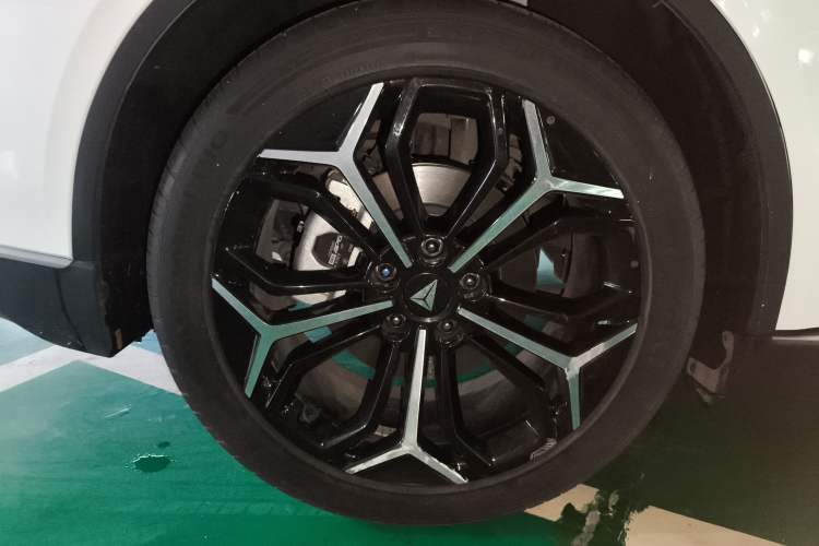 Used Deepal L07 2026 Model 240Ultra Huawei Qiankun ADS SE Edition
