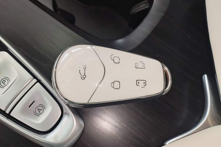 Used VOYAH Dream 2024 PHEV Ultra-Long Range Flagship Edition