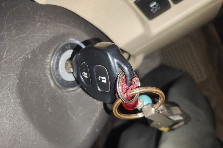 Used Toyota Prado 2014 2.7L Middle East Version Parallel Import Vehicle Key